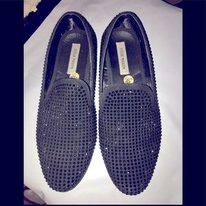 STEVE MADDEN BLACK RHINESTONE FLATS